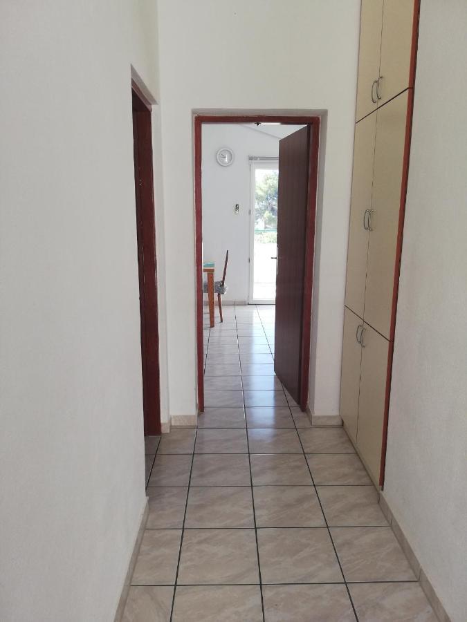Apartments And Rooms With Parking Space Zavala, Hvar - 128 Jelsa (Hvar) Exterior foto