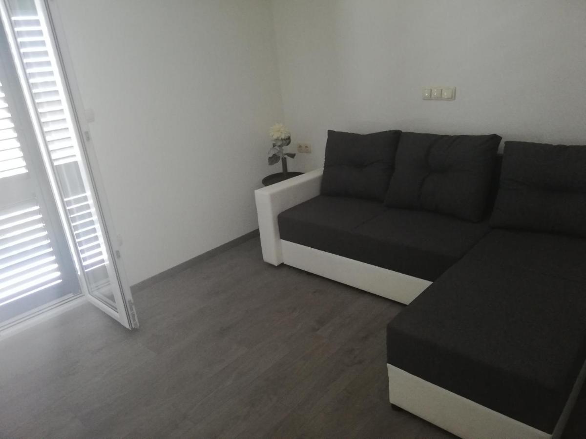 Apartments And Rooms With Parking Space Zavala, Hvar - 128 Jelsa (Hvar) Exterior foto