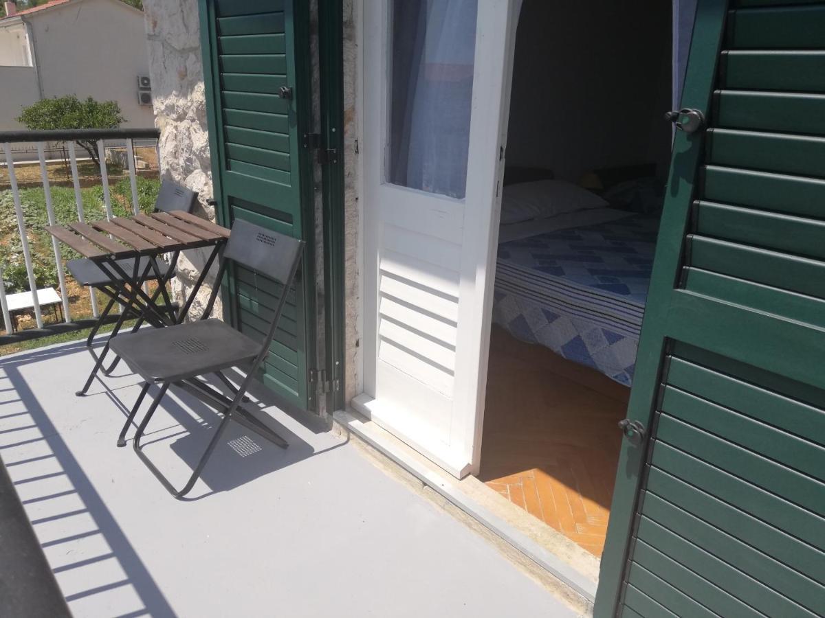 Apartments And Rooms With Parking Space Zavala, Hvar - 128 Jelsa (Hvar) Exterior foto