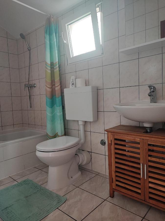 Apartments And Rooms With Parking Space Zavala, Hvar - 128 Jelsa (Hvar) Exterior foto