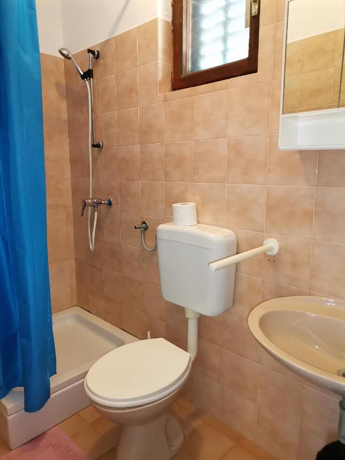 Apartments And Rooms With Parking Space Zavala, Hvar - 128 Jelsa (Hvar) Exterior foto