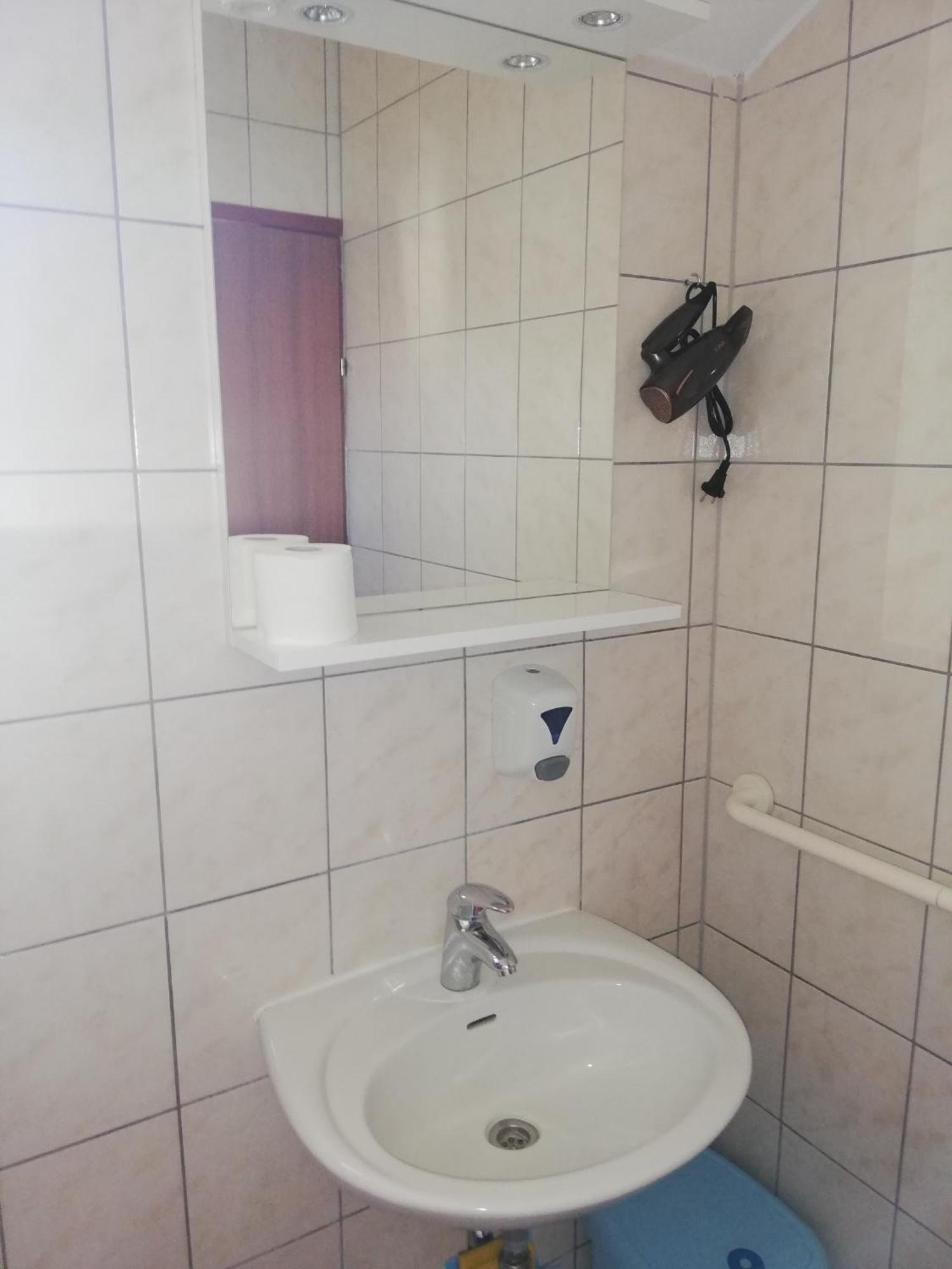 Apartments And Rooms With Parking Space Zavala, Hvar - 128 Jelsa (Hvar) Quarto foto